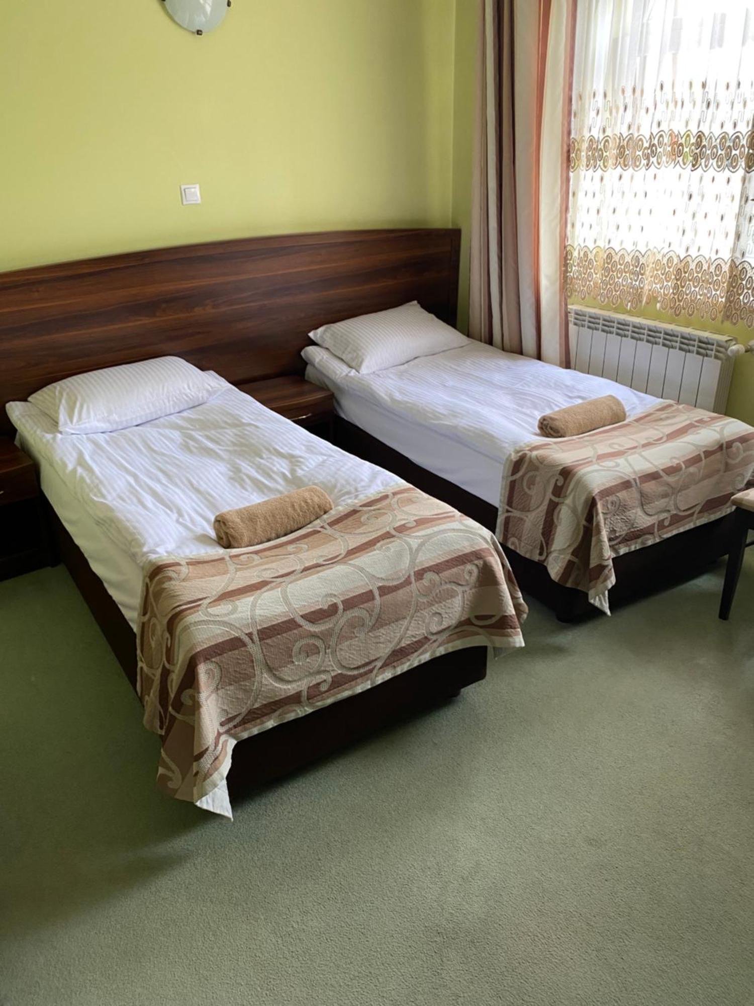 Zajazd Miechus Miechów Extérieur photo